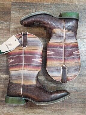 NWT Ariat Savanna Distressed Lizard Print Vintage Serape Size 9